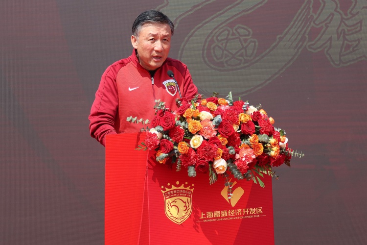 记者：成耀东接手海港B队帅位，更多是扶于海、王赟一把