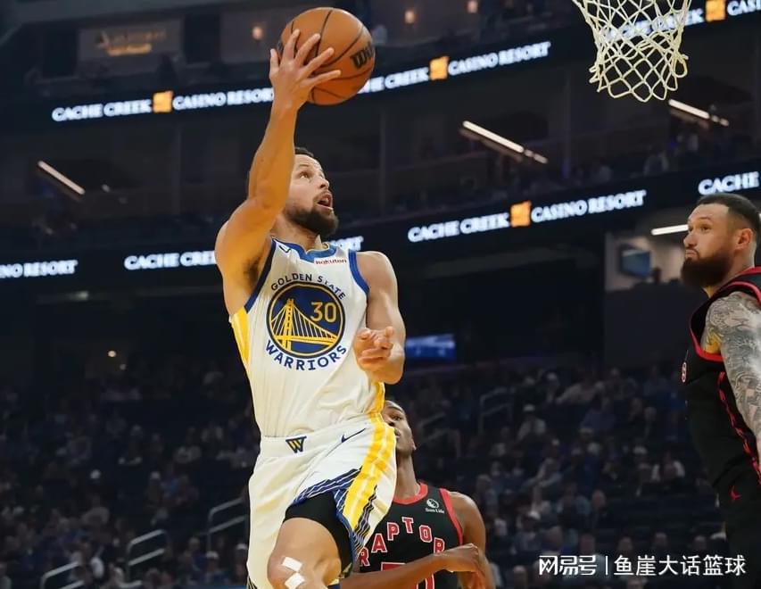 nba竞猜-NBA最新排名出炉！火箭升至第四，湖人反超两队，勇士也难上加难