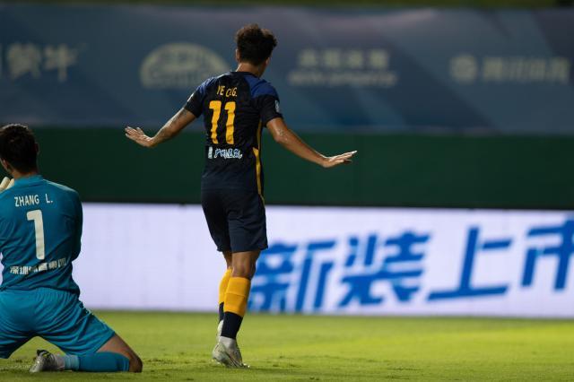 nba盘口-【中超】叶楚贵捅射糜昊伦点射 深足1比1扳平广州城